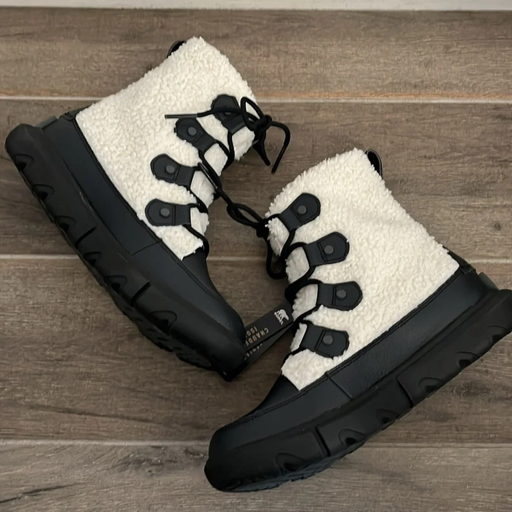 NWT Sorel Explorer II Joan Cozy Boot Size 7 - Picture 8 of 11